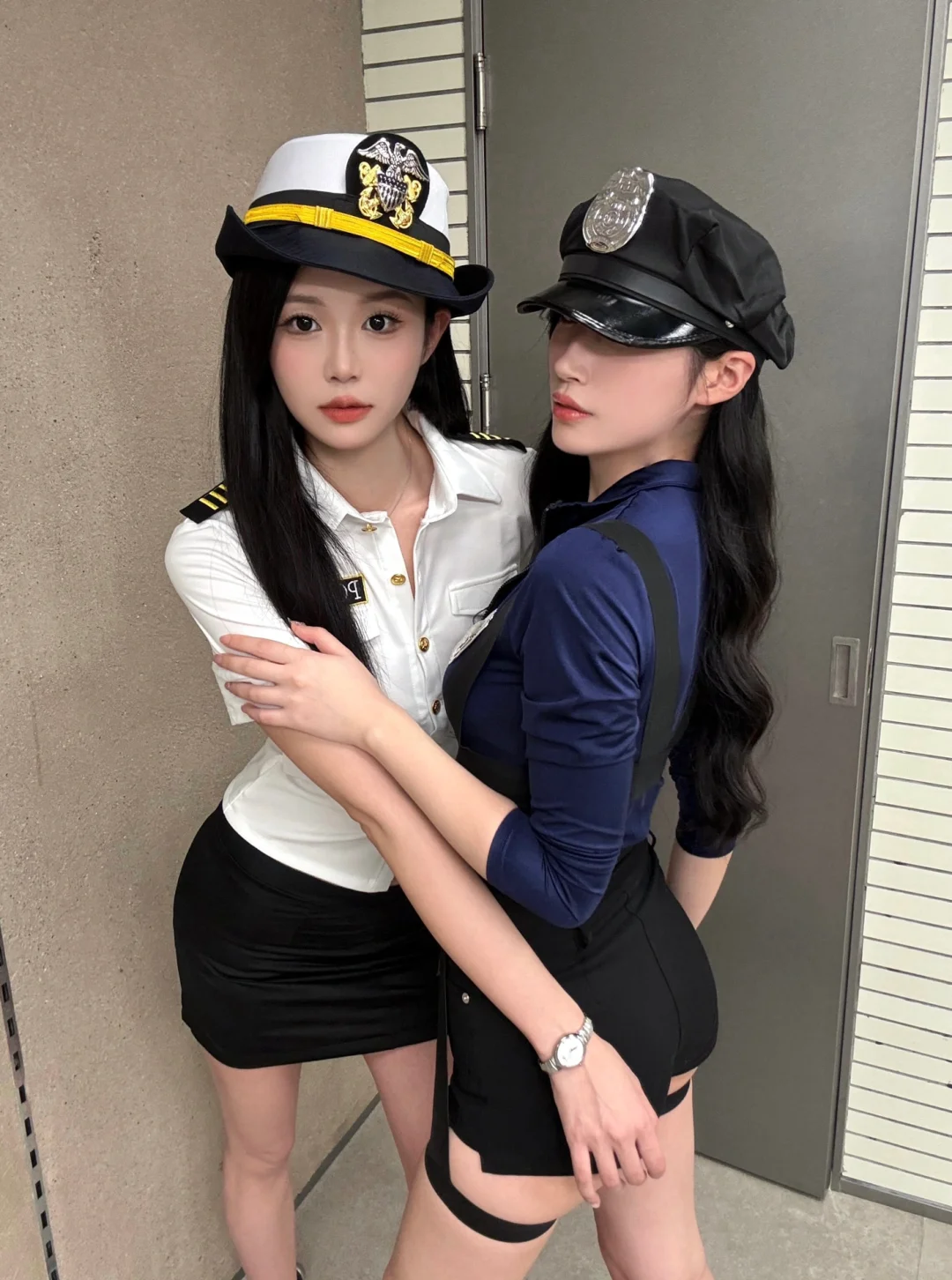 双生女警花