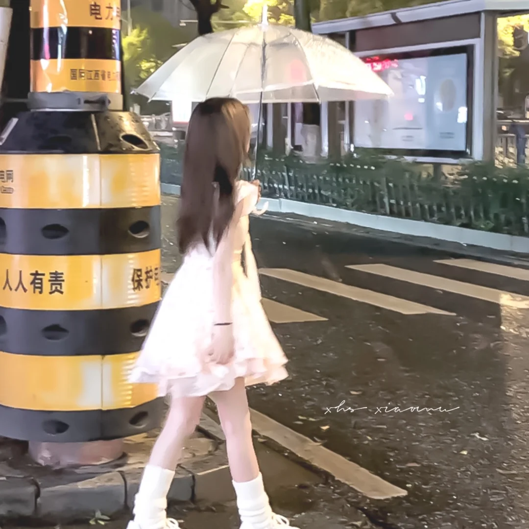 可我的岛永远是下雨天˃ ˄ ˂̥̥