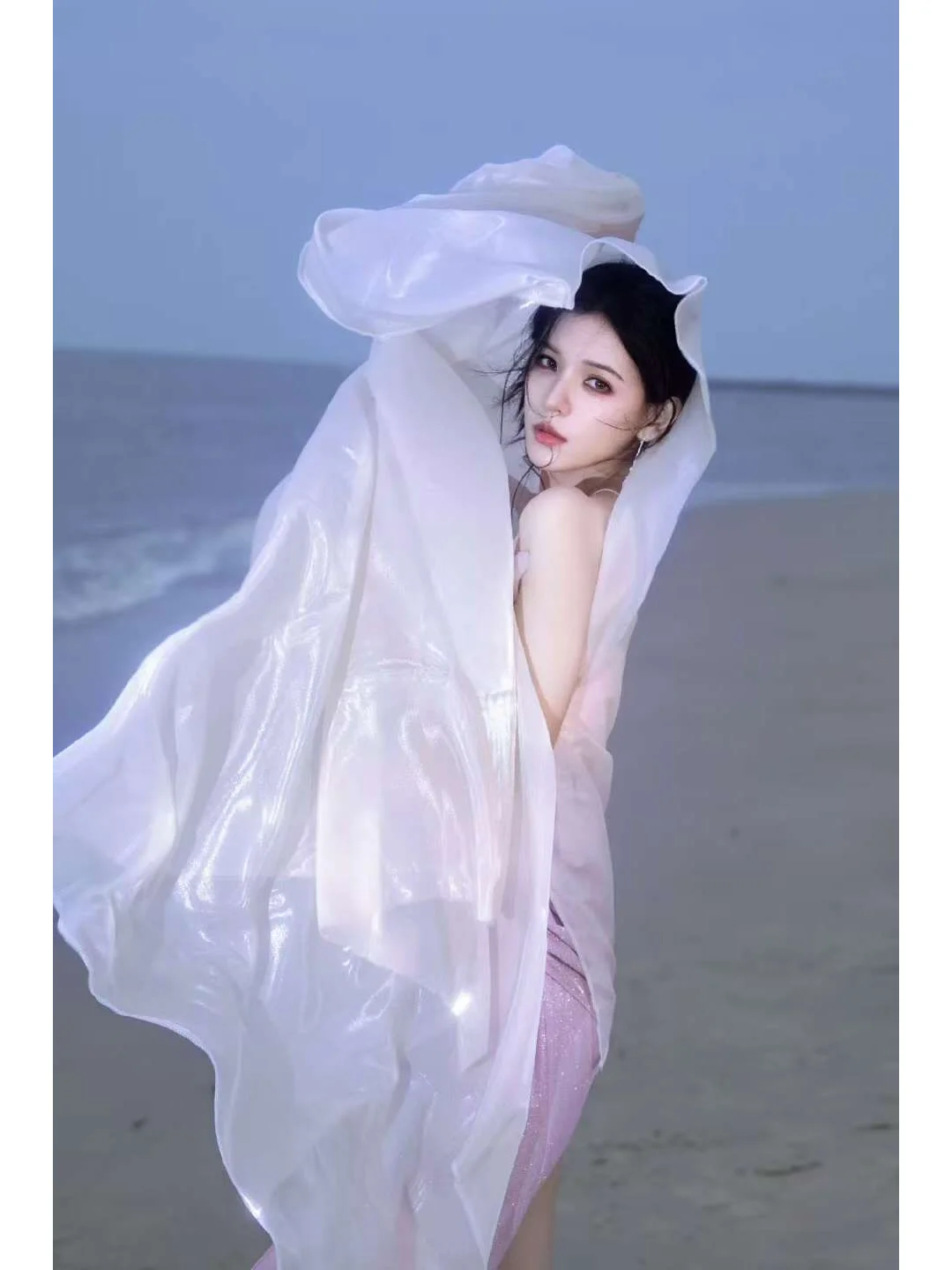 女明星妆容转后的区是什么