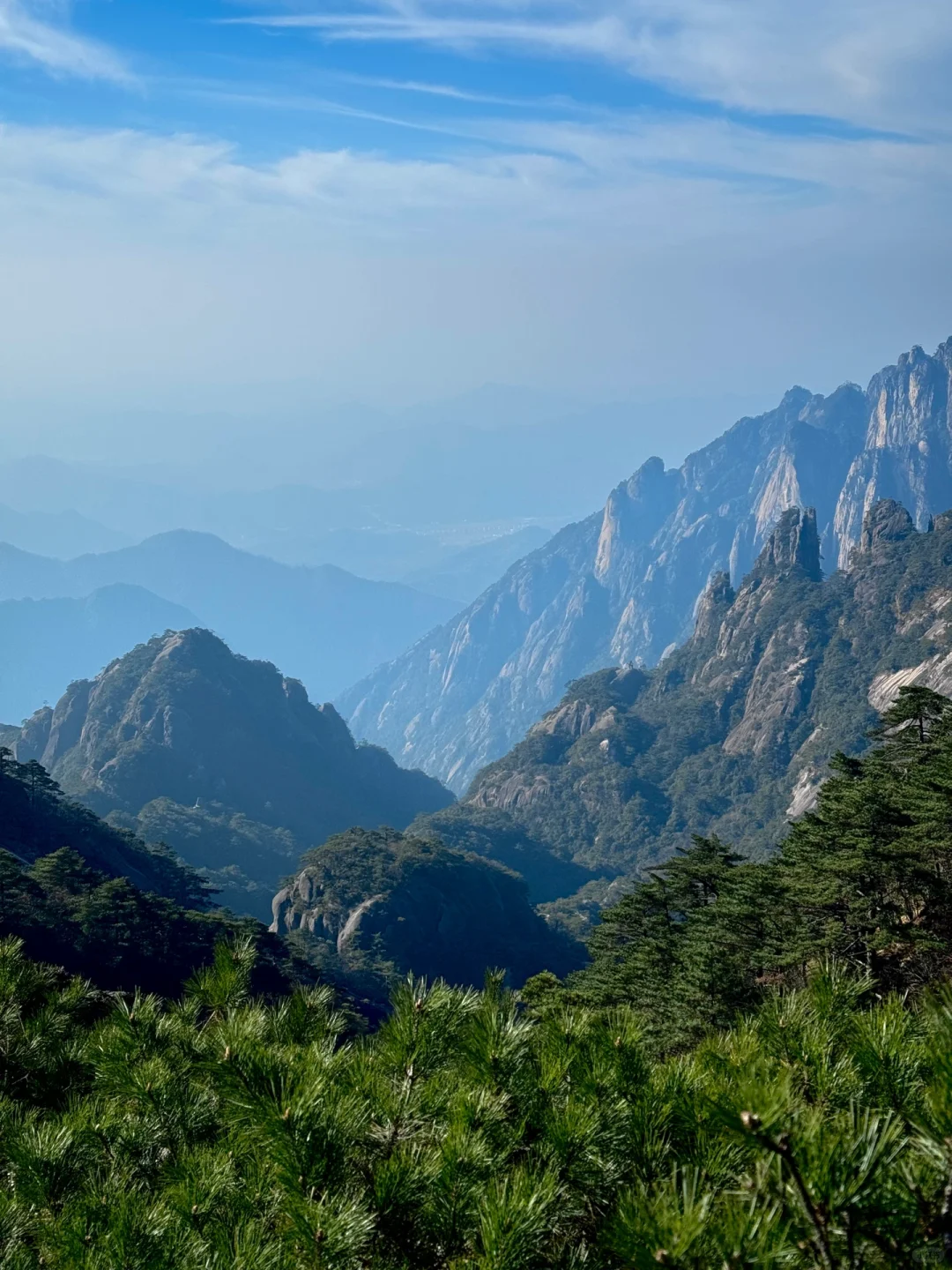 在黄山拍的美照别发朋友圈了