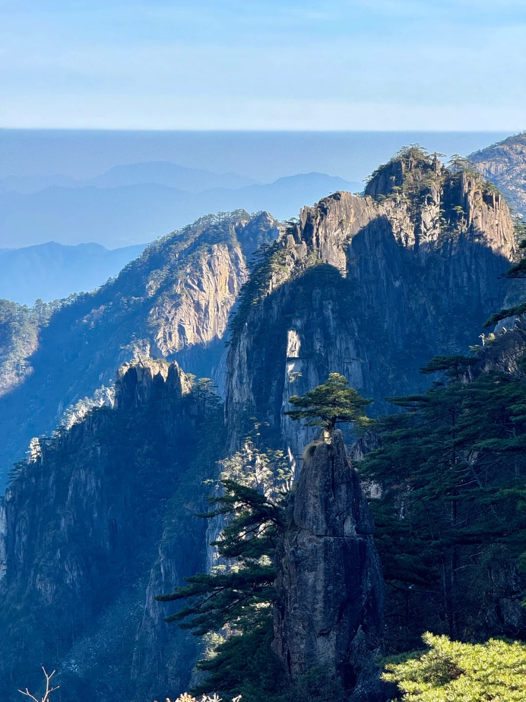 在黄山拍的美照别发朋友圈了