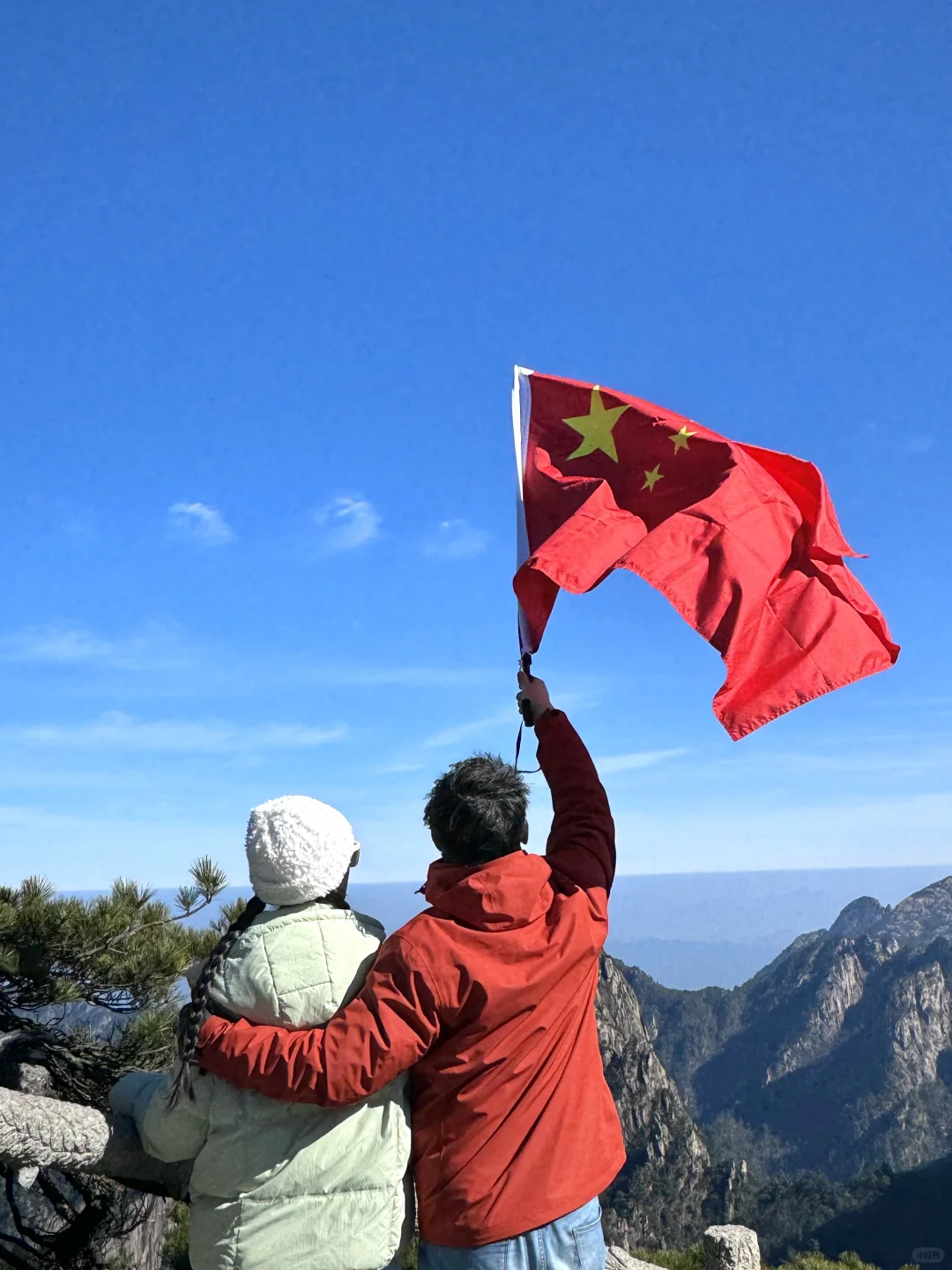 在黄山拍的美照别发朋友圈了