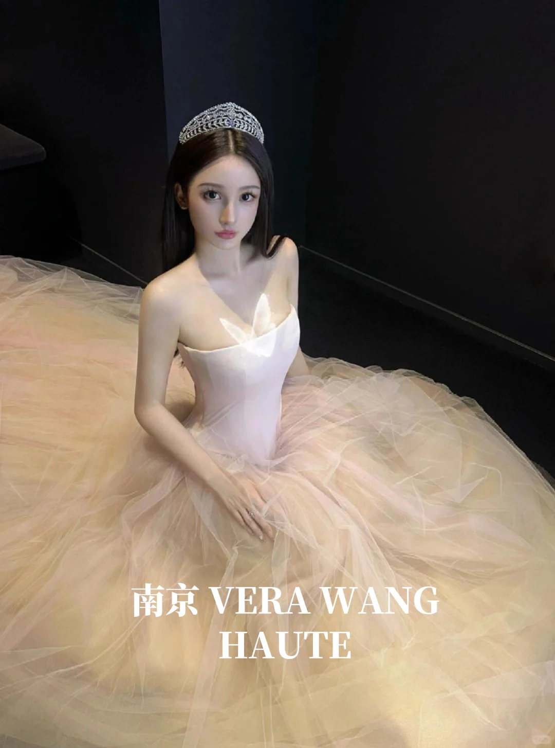 婚纱也可以是浪漫的粉色｜成为VERAWANG女孩