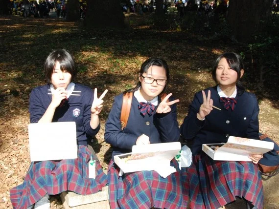 筑陽学園中学校高等学校（新制服和旧制服）