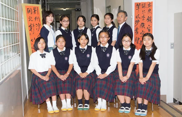 筑陽学園中学校高等学校（新制服和旧制服）