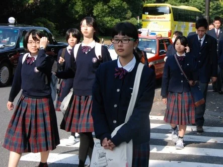 筑陽学園中学校高等学校（新制服和旧制服）