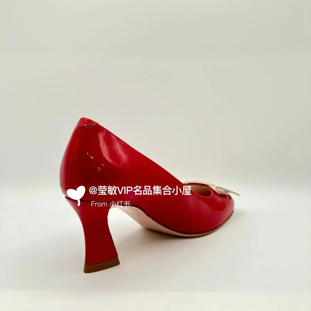 Rv罗杰维维亚新款红色高跟鞋👠女神们冲冲