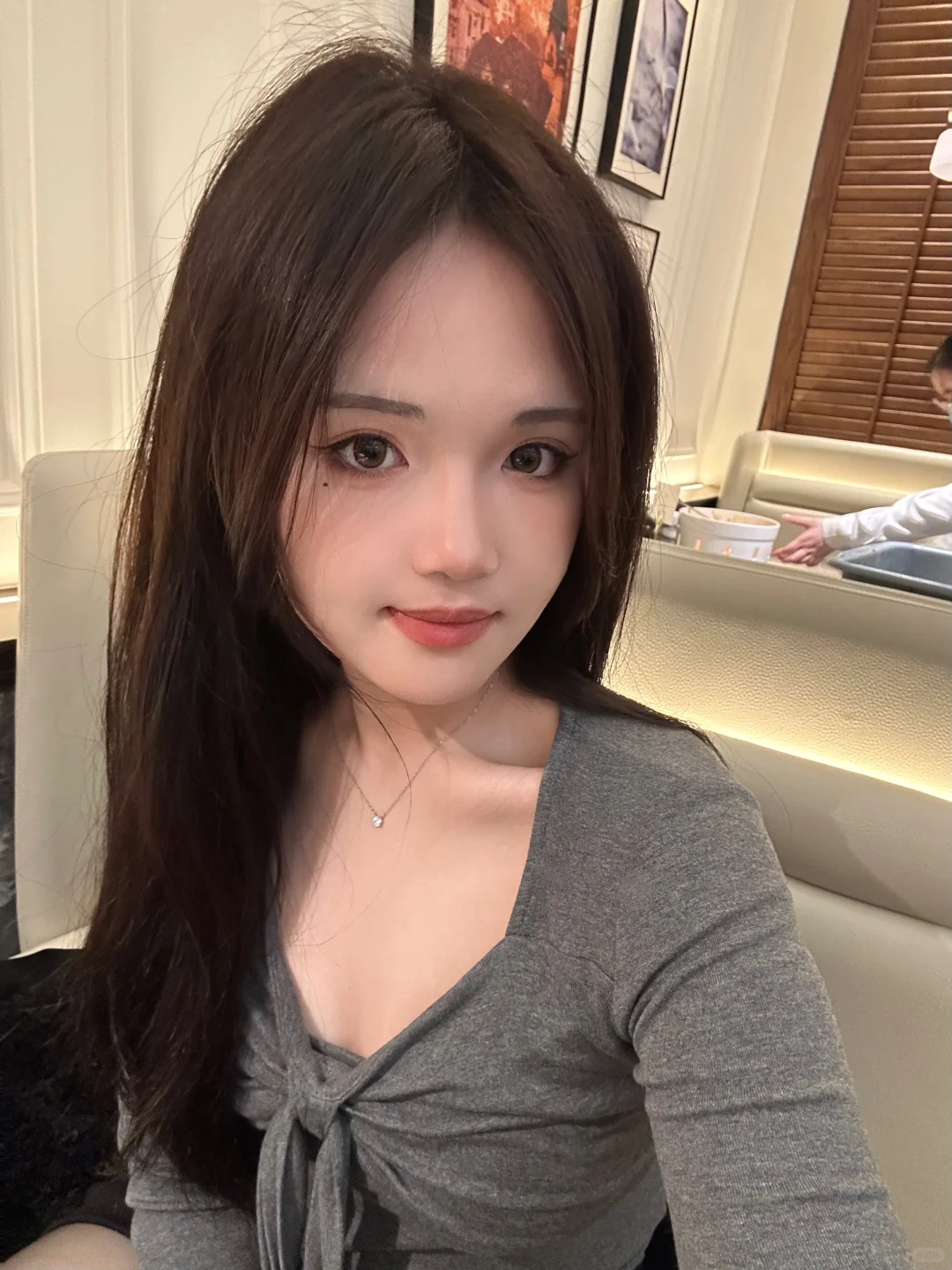 我是直女 一直喜欢女的