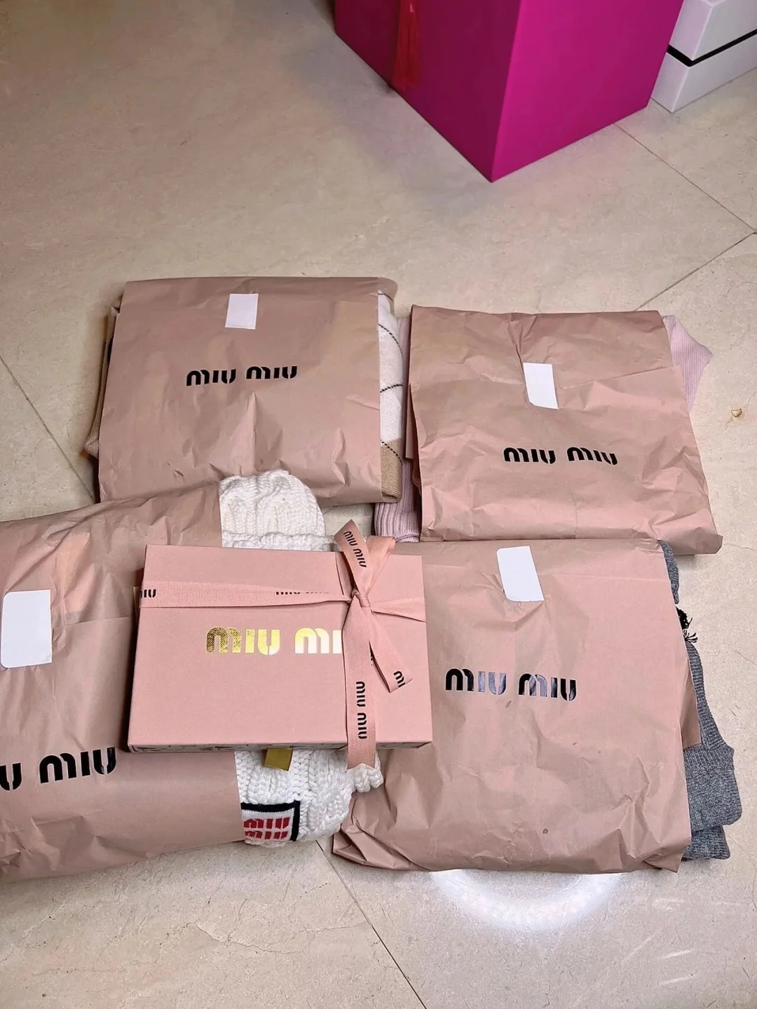 推荐一家专做miumiu衣服宝藏店铺✨太好逛了