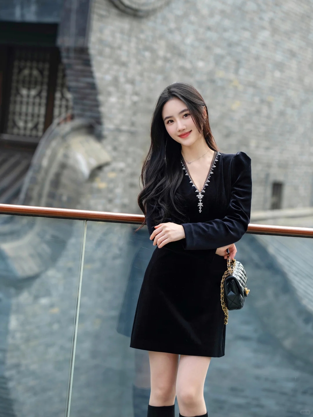 穿美衣 迎新年咯