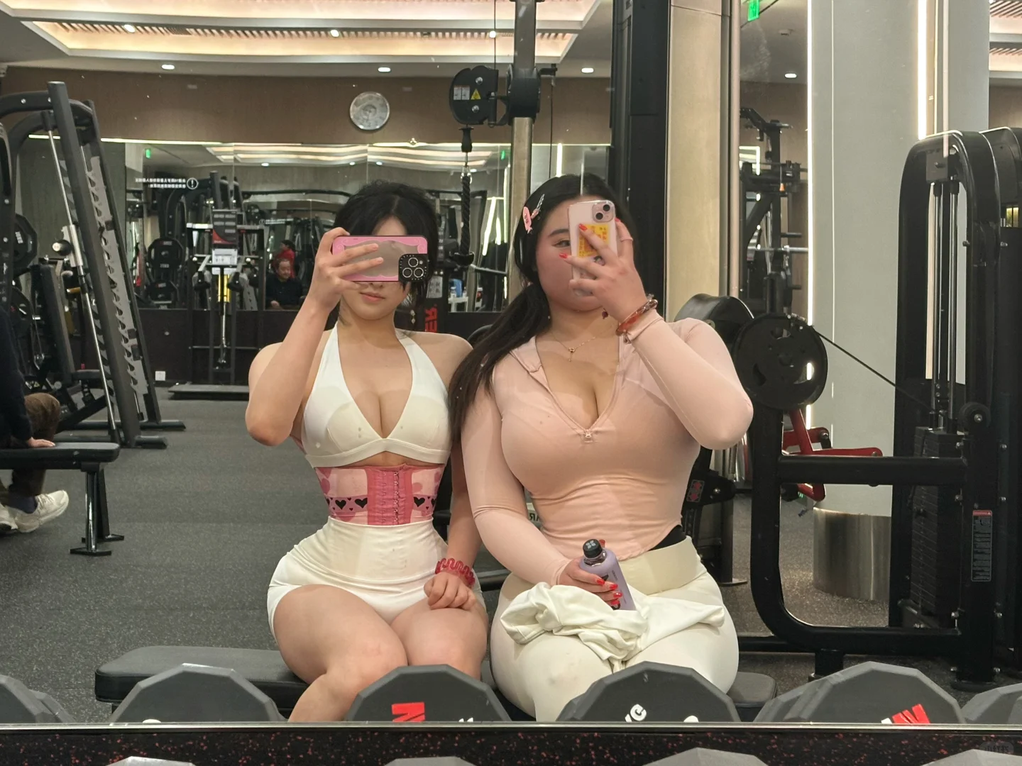 我要和你一起撸铁👭