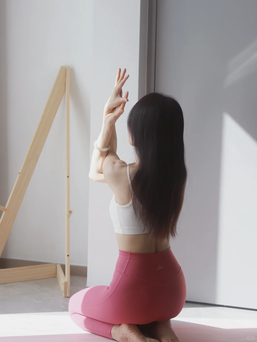 Yoga Time | 要像花儿一样热情的奔进春天里