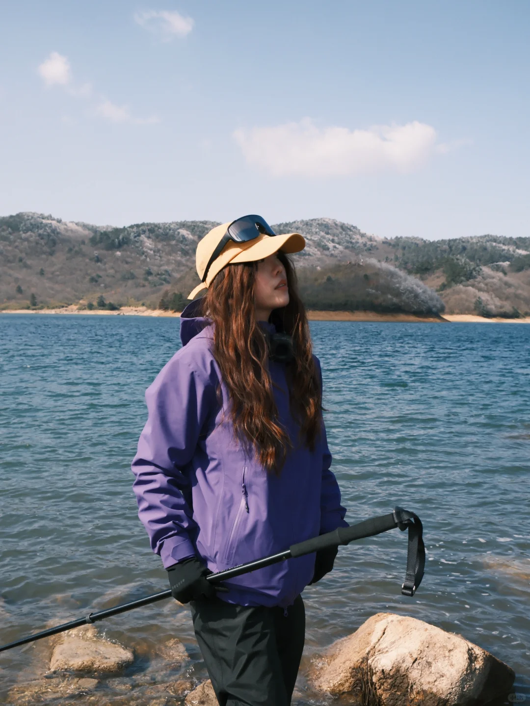 你一个女孩子 老去爬山⛰️像什么样子