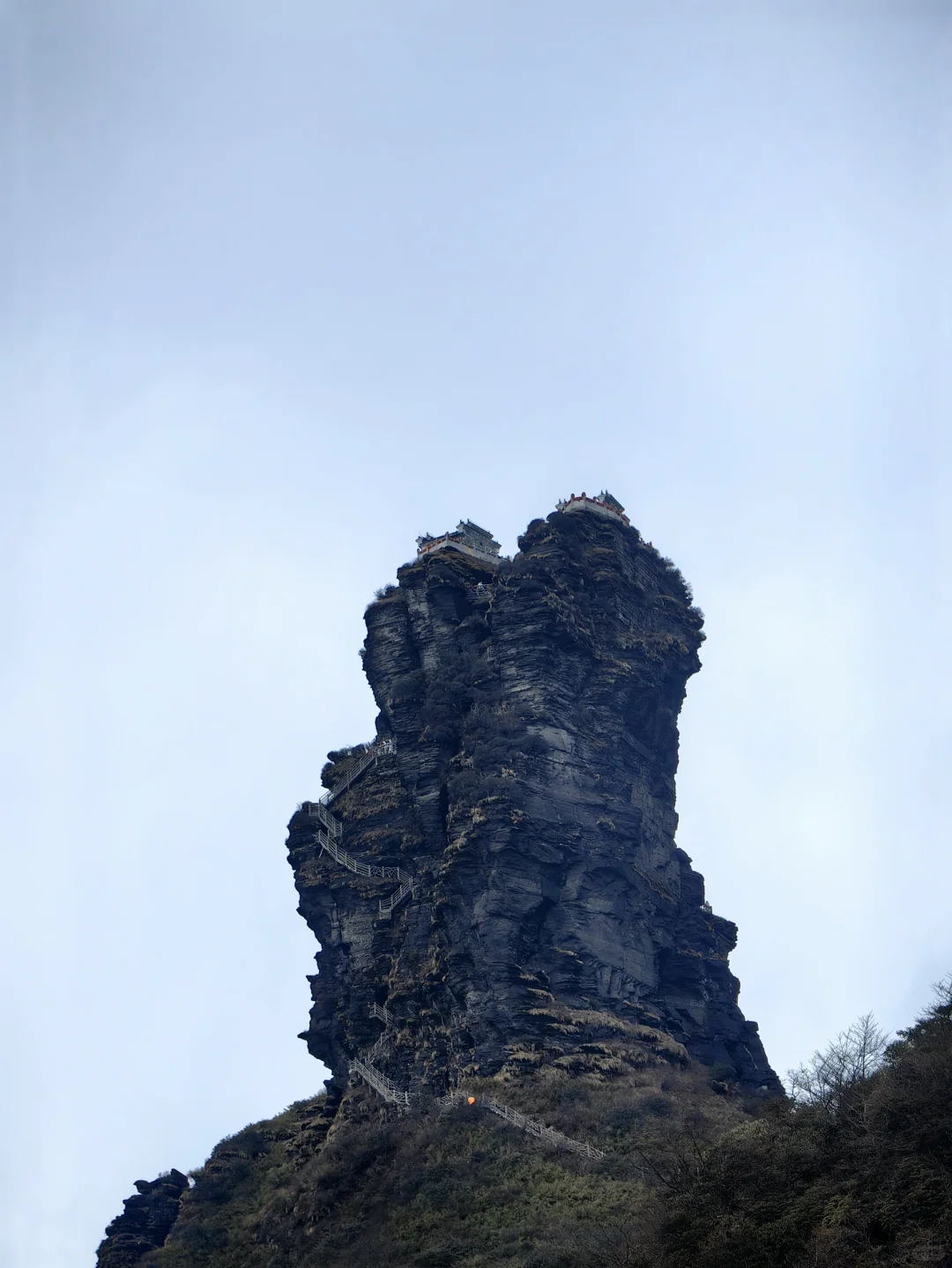 去爬山吧风会给你答案↔️今天的梵净山