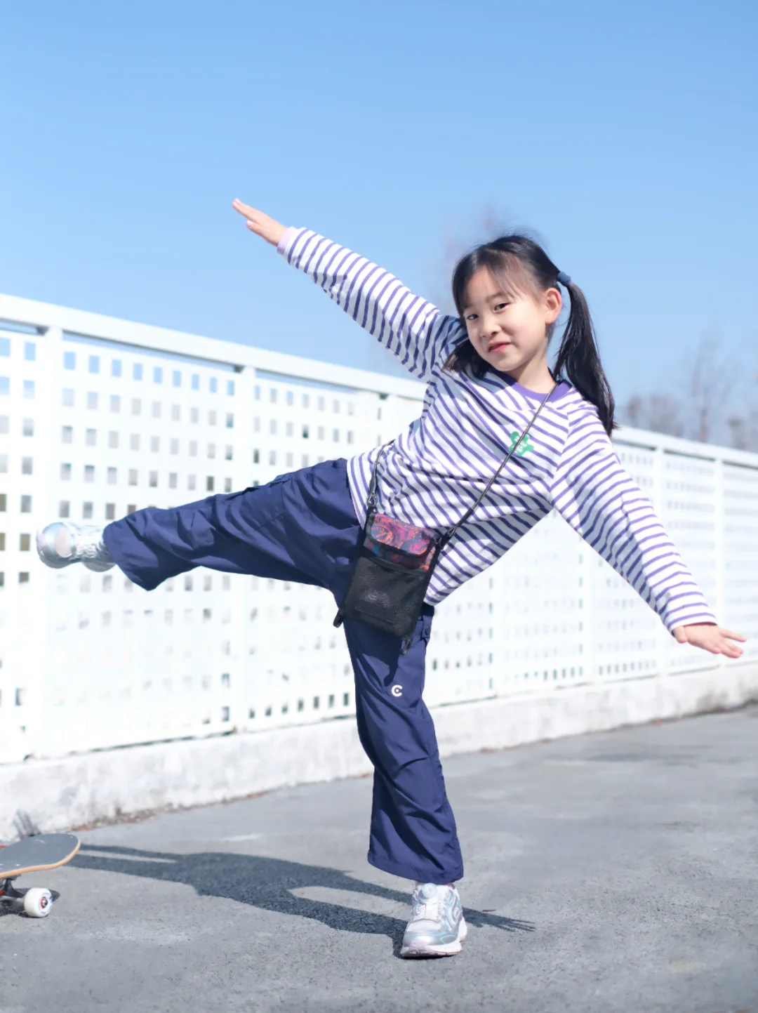 回到春天?今天是活力满满的运动女孩