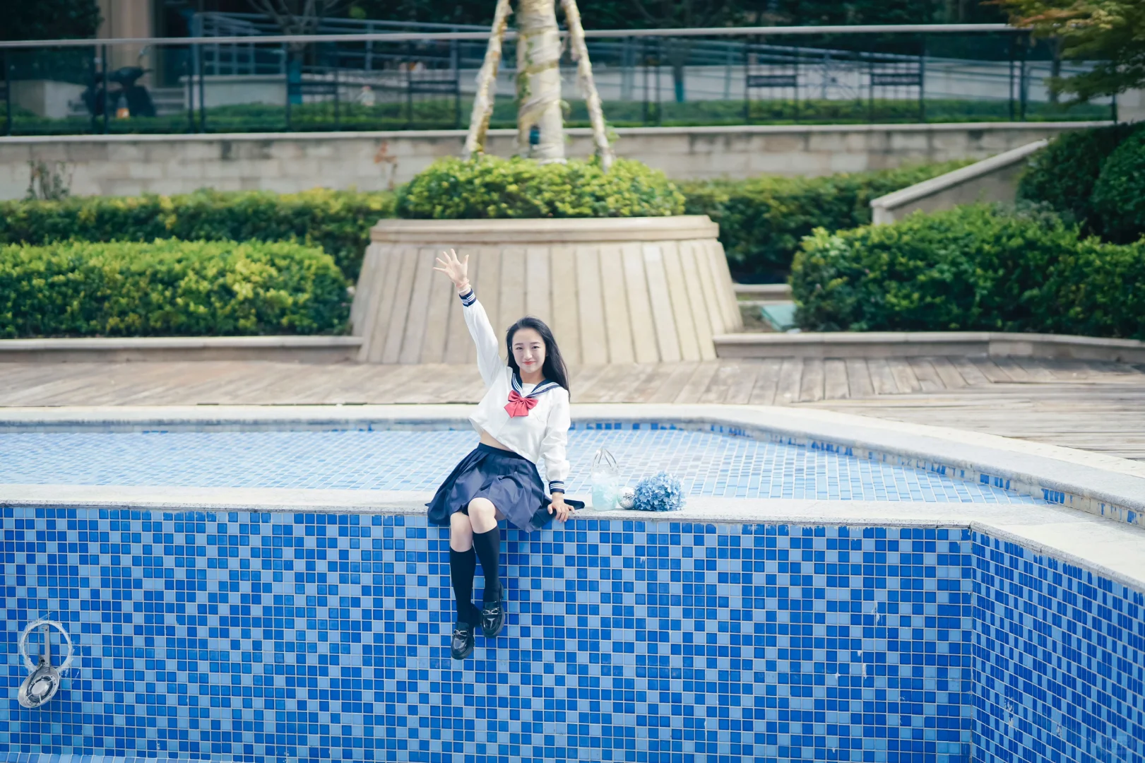 少女的裙摆里盛满盛夏☀️