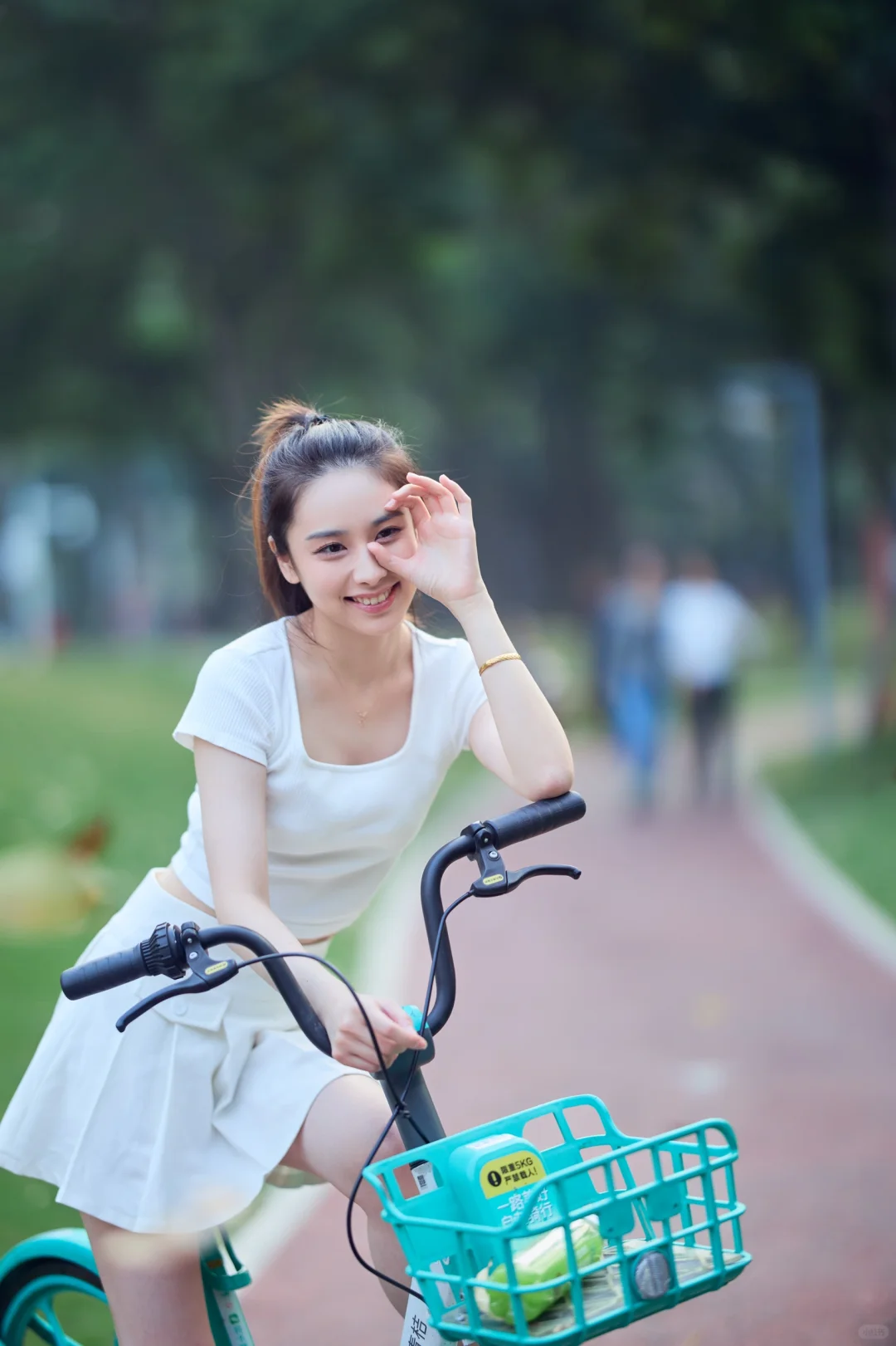 阳光 微风 和女孩 ?|初恋的味道