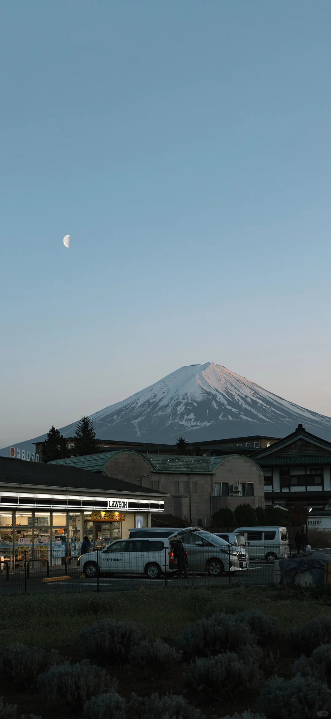 纯分享 | 富士山下的氛围壁纸