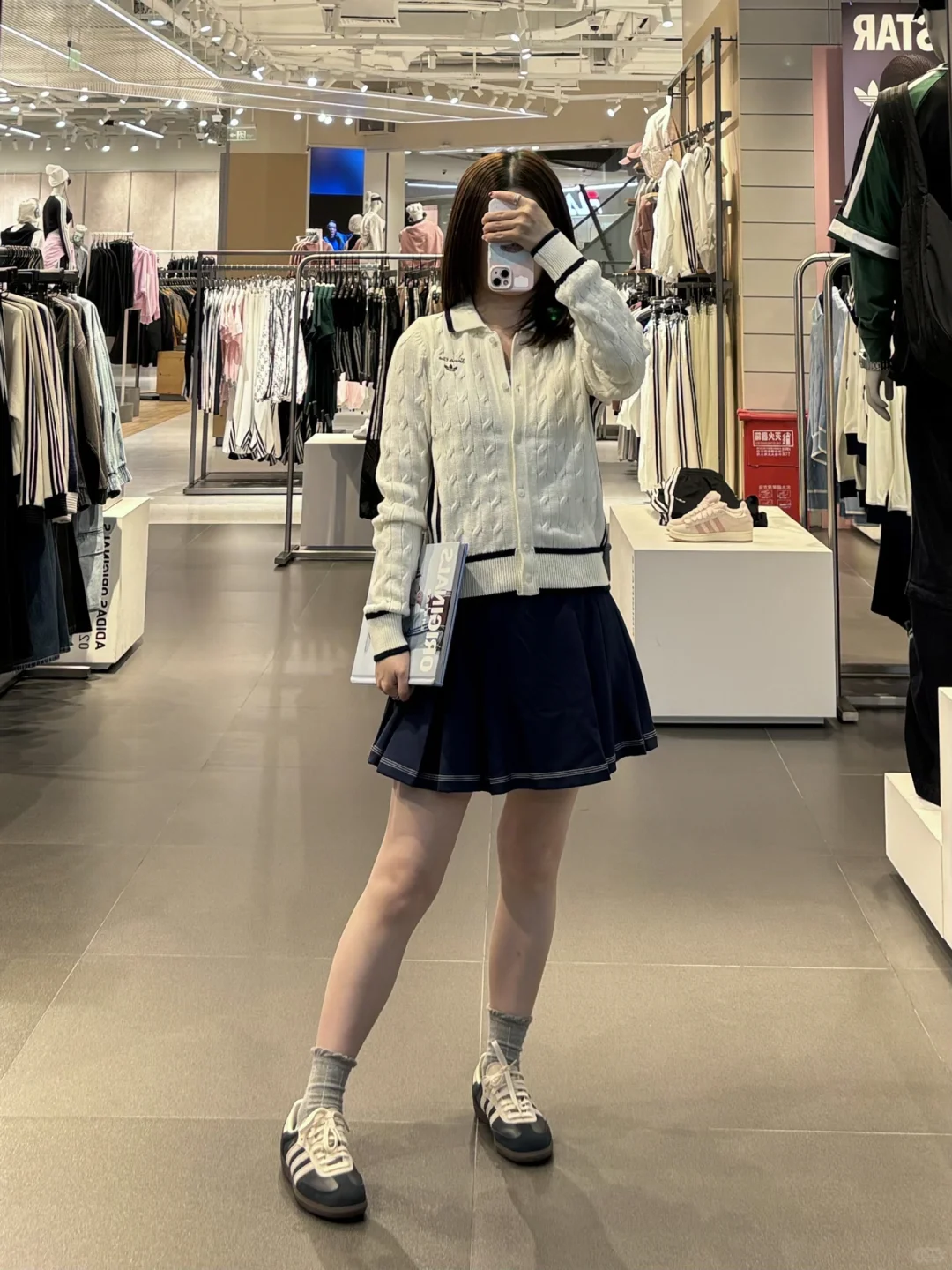 今日ootd：三叶草活力女大生?‍??