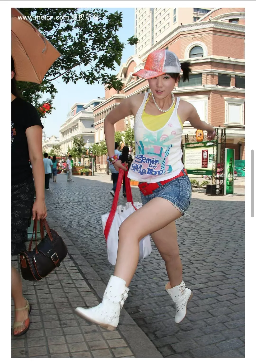 一镜到底拍封面，很舒服~