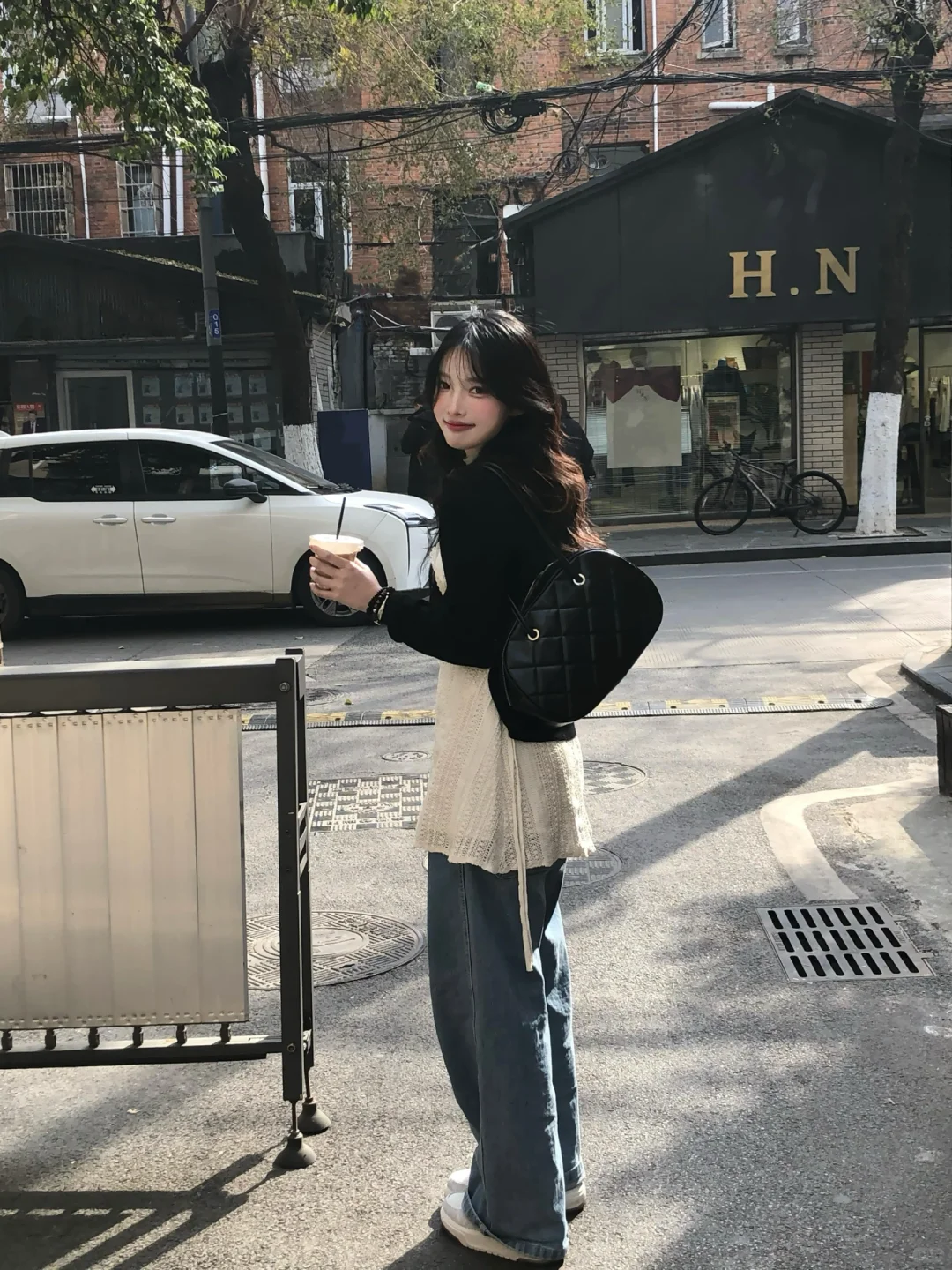 存一些i人韩女街拍pose??‍♀️?