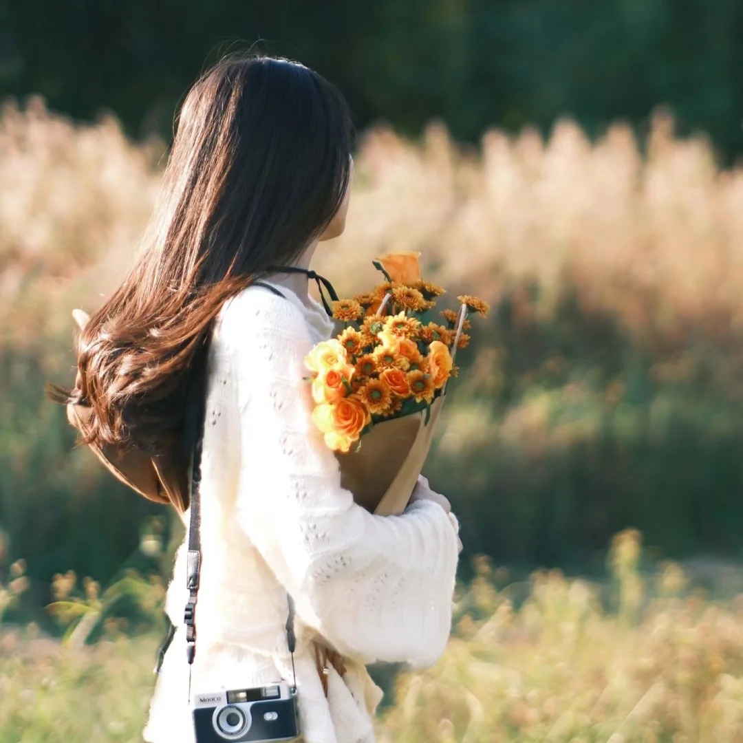 WeChat女头|见得繁花不惊 修得心淡如水