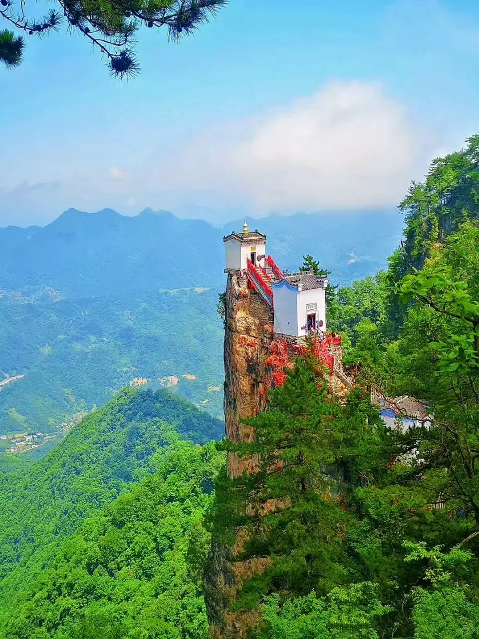 巍宝山：超详细的游玩指南