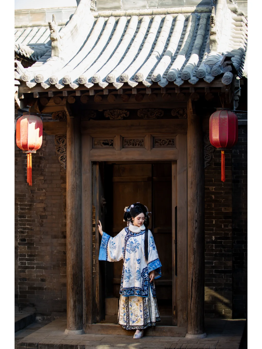 氛围感?青花瓷般的清汉女写真✨平遥写真