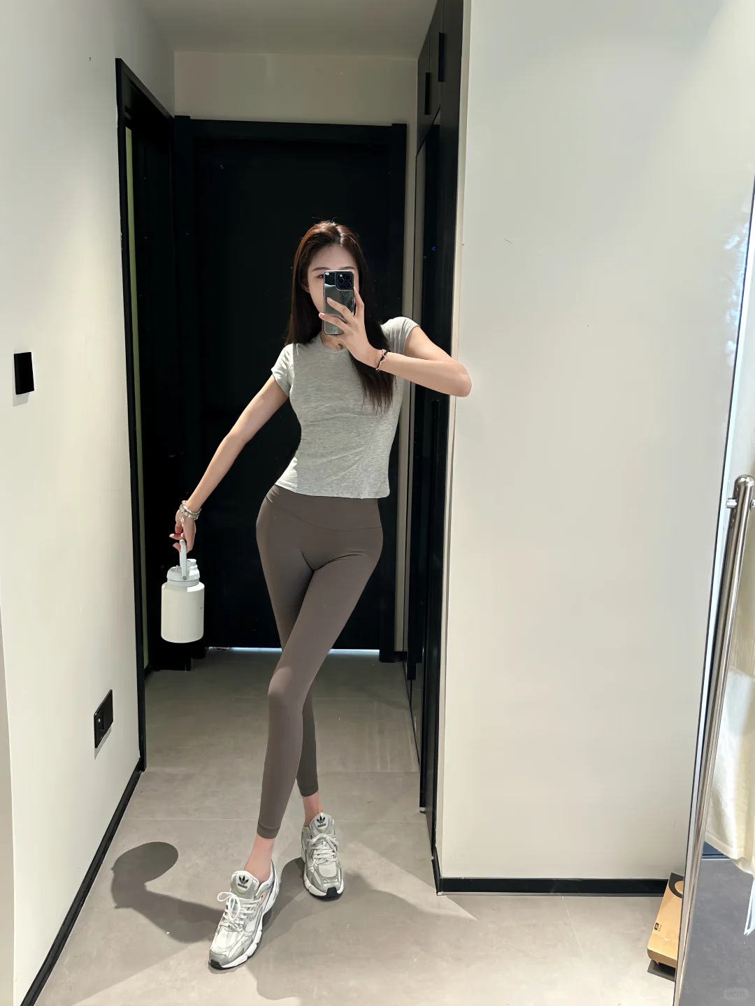 胡吃海喝后开启还债模式