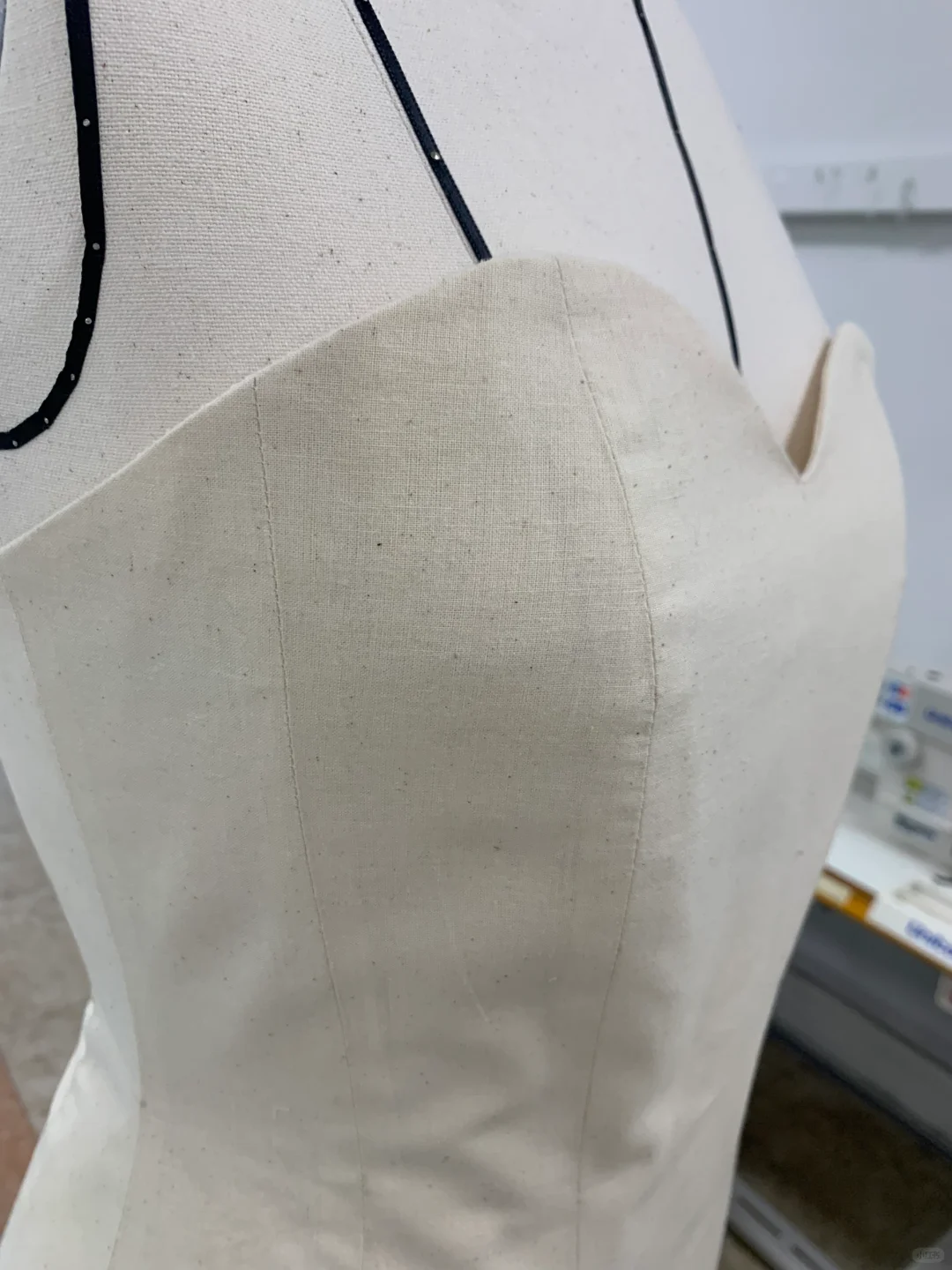 紧身胸衣鱼骨版