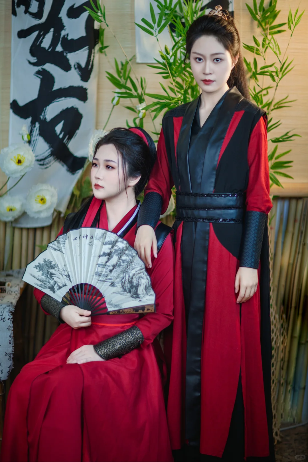 红衣似火，剑舞如风…