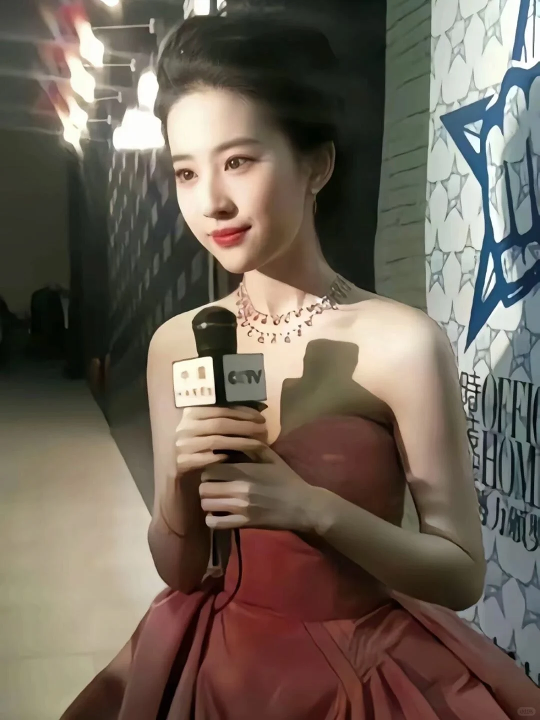 今天也是被刘亦菲美貌治愈的一天~