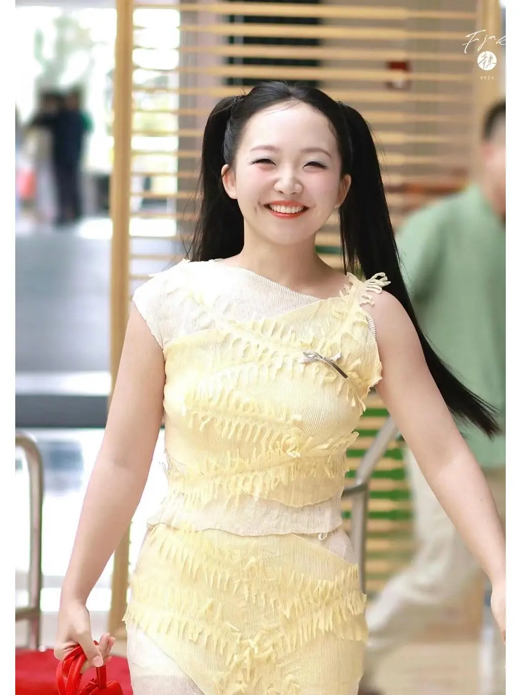 好白...辣目洋子这脸！！