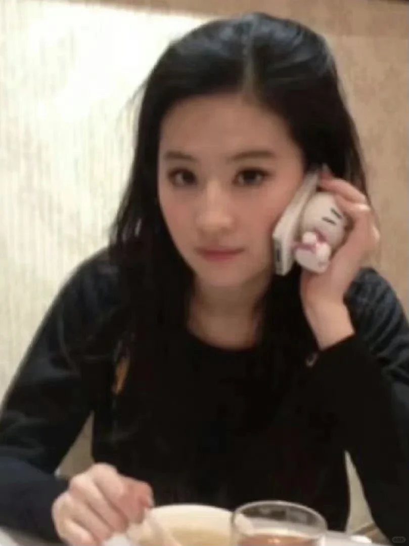 今天也是被刘亦菲美貌治愈的一天~