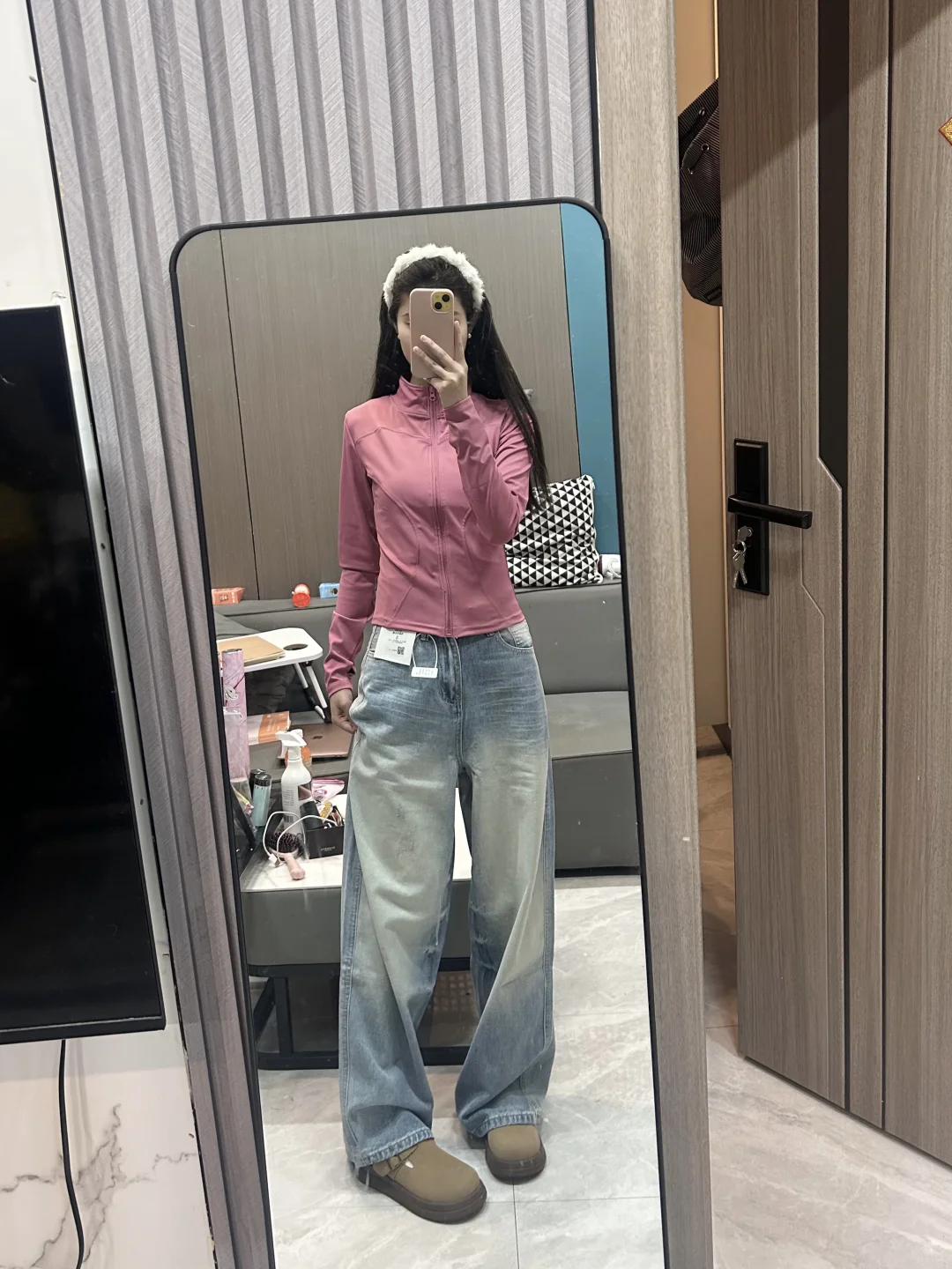 玫粉色瑜伽服➕复古蓝牛仔 早春ootd～