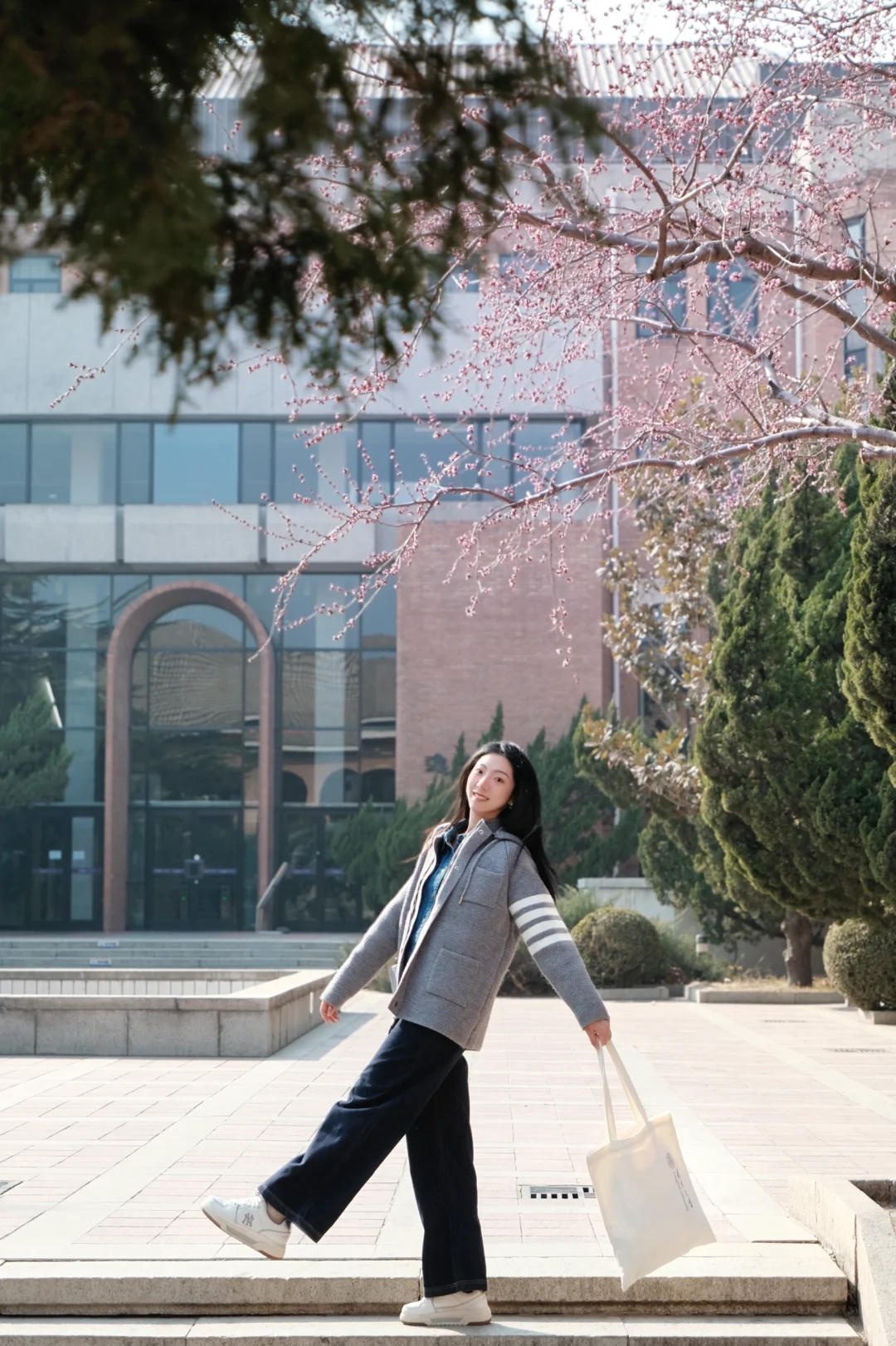 清华女生节｜祝你在无数个主张中走向自己