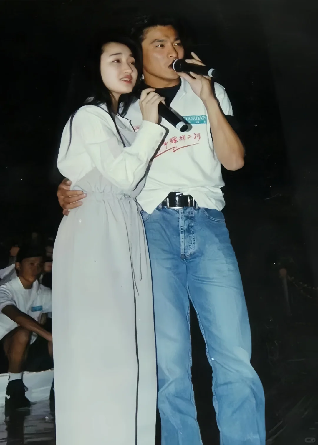 玉女杨钰莹的青涩照，惊艳时光