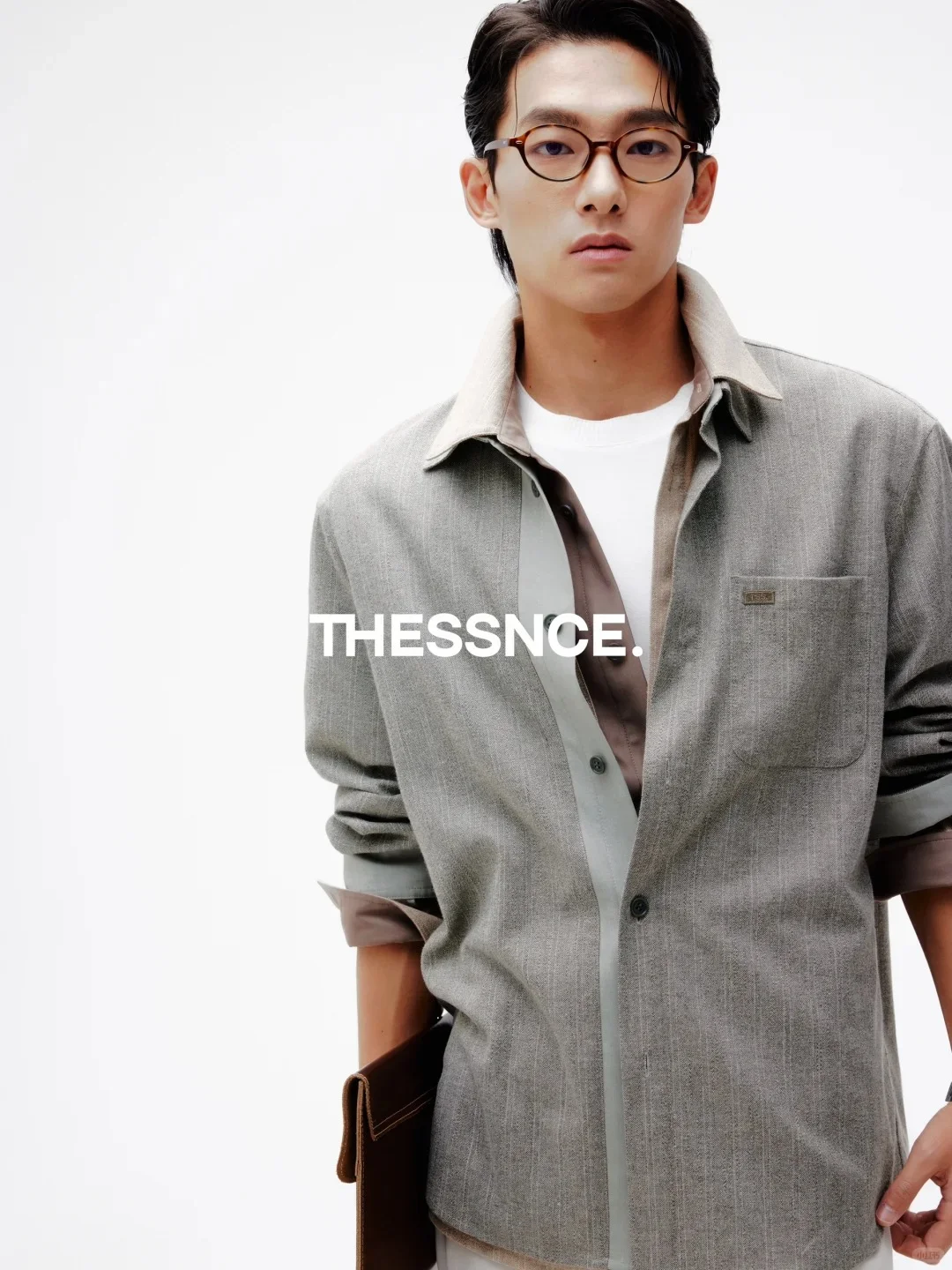 ?被拍了下THESSNCE