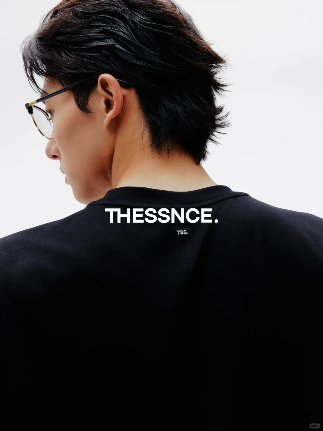 ?被拍了下THESSNCE