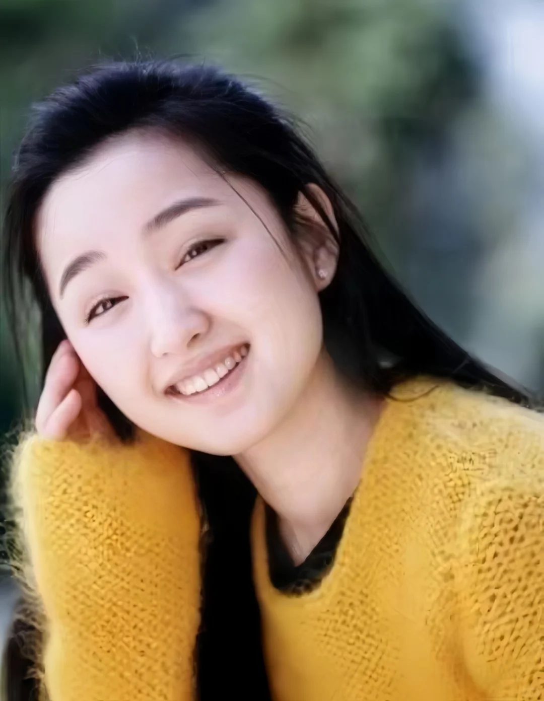 玉女杨钰莹的青涩照，惊艳时光