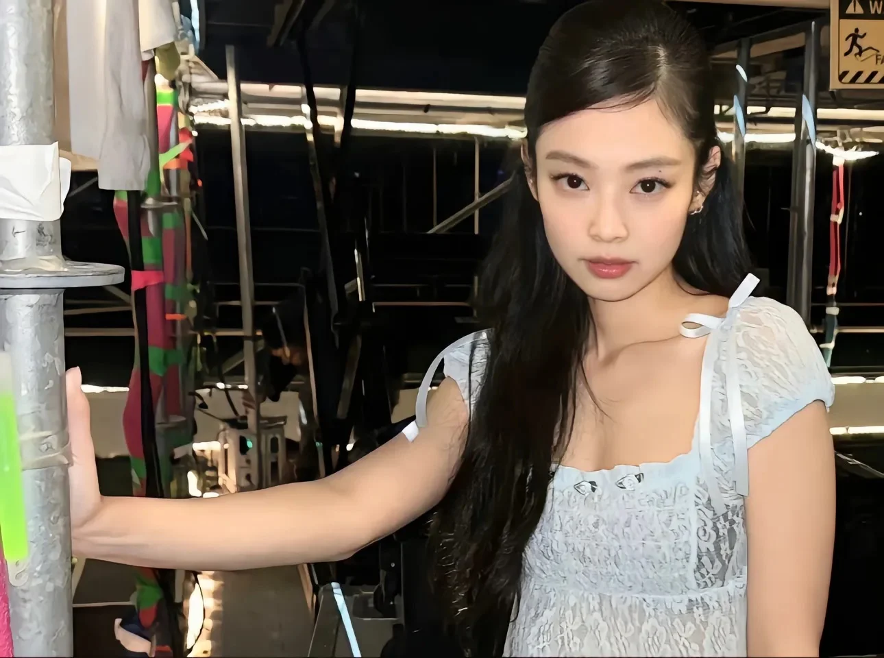 Jennie这组平板壁纸真的绝美