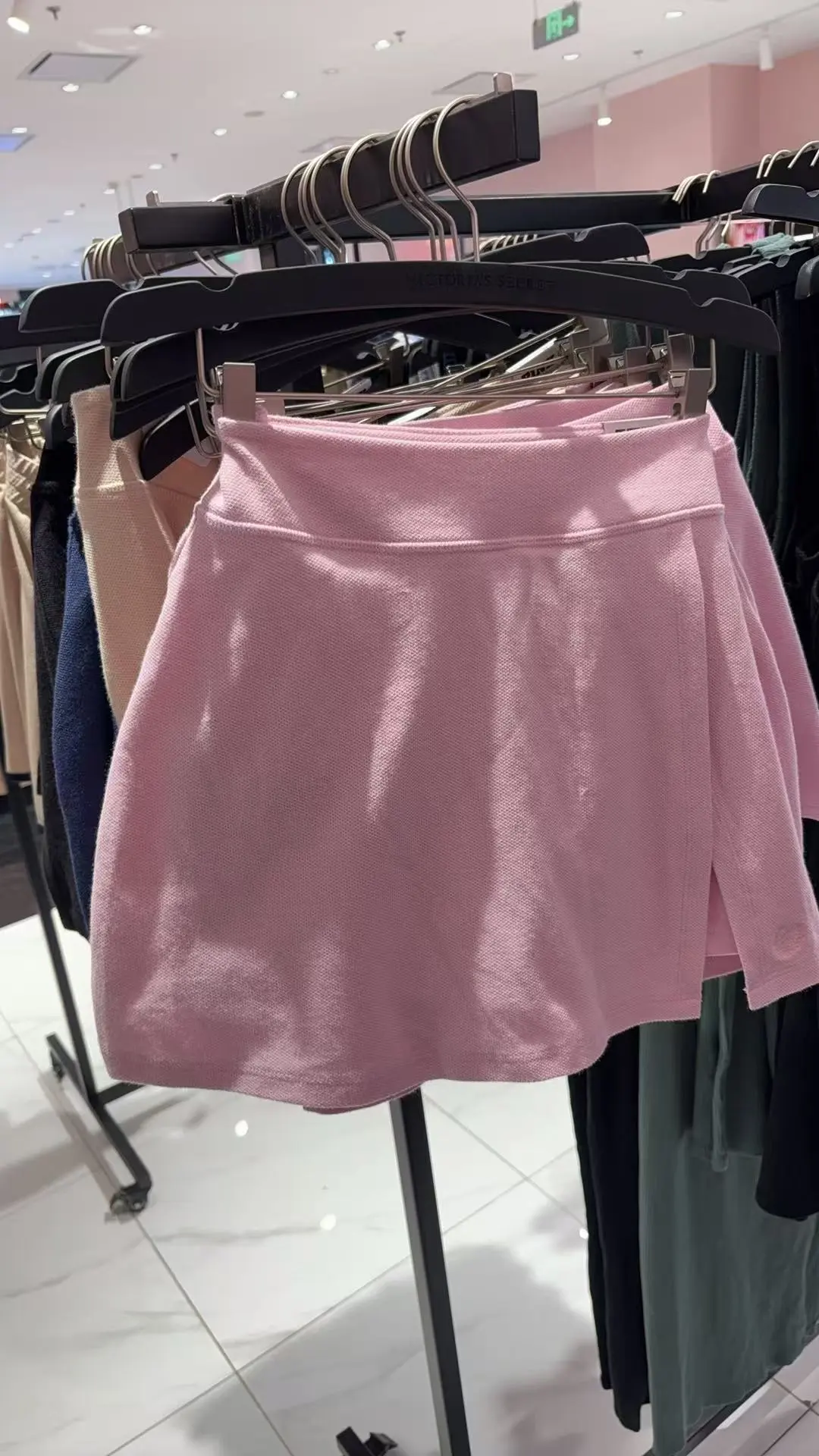 维密衣服折扣58一件