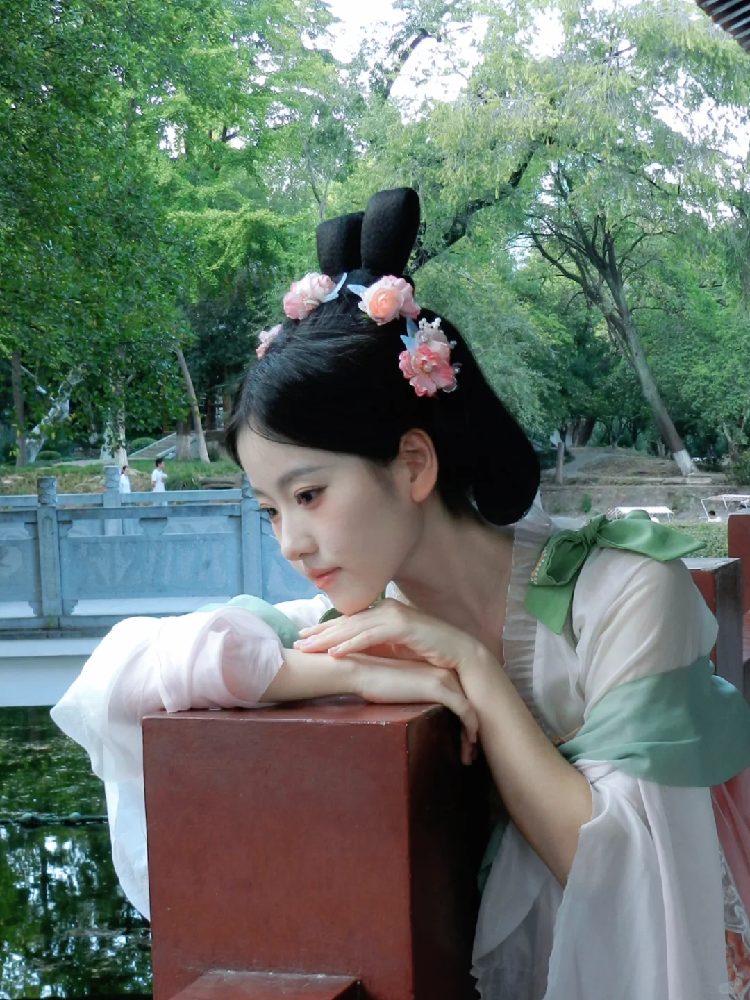 华科女大变身古偶小公主