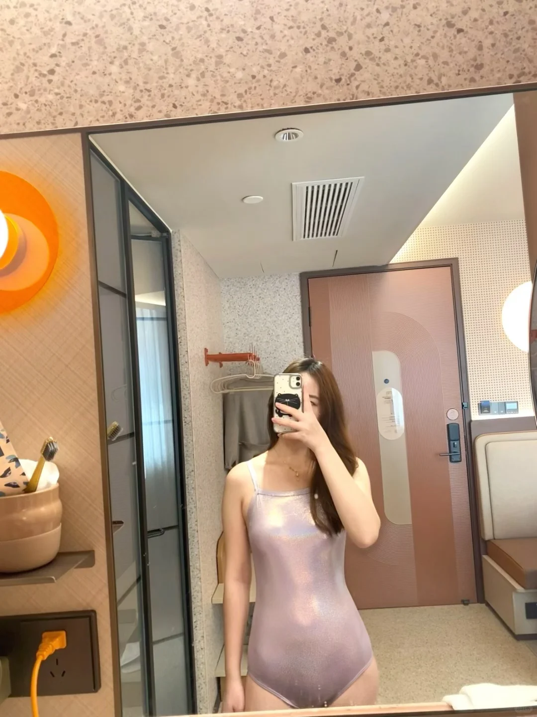 闪闪发光的泳衣，我穿了！