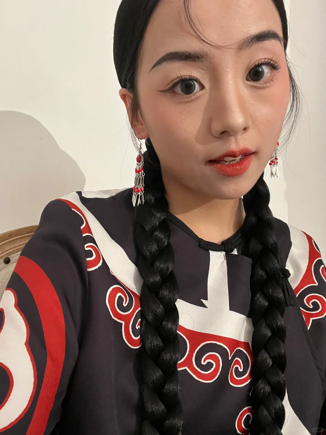 伊丽莎白·给你专属的民族异域风定制