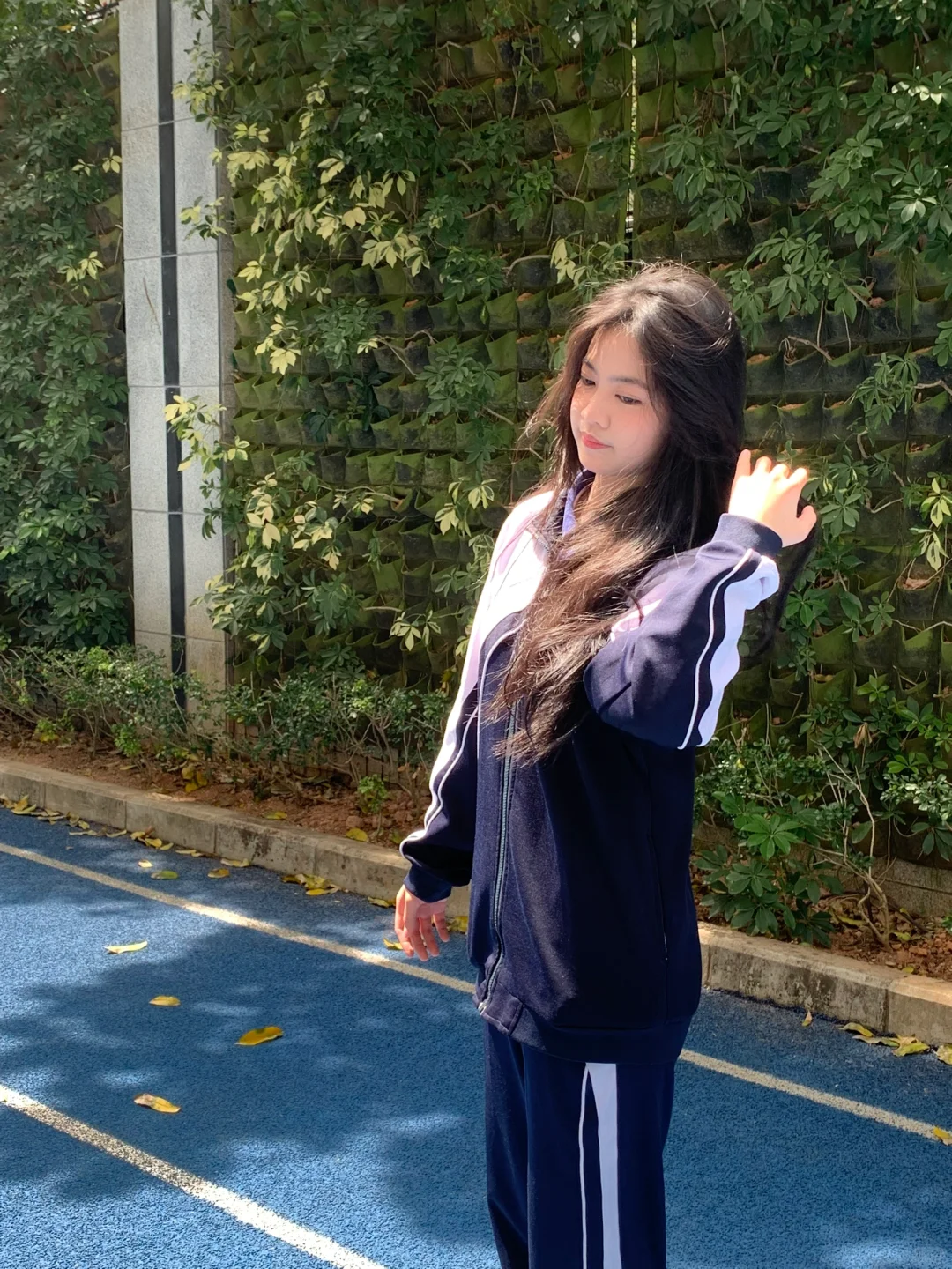 青春的镜头永驻太阳里