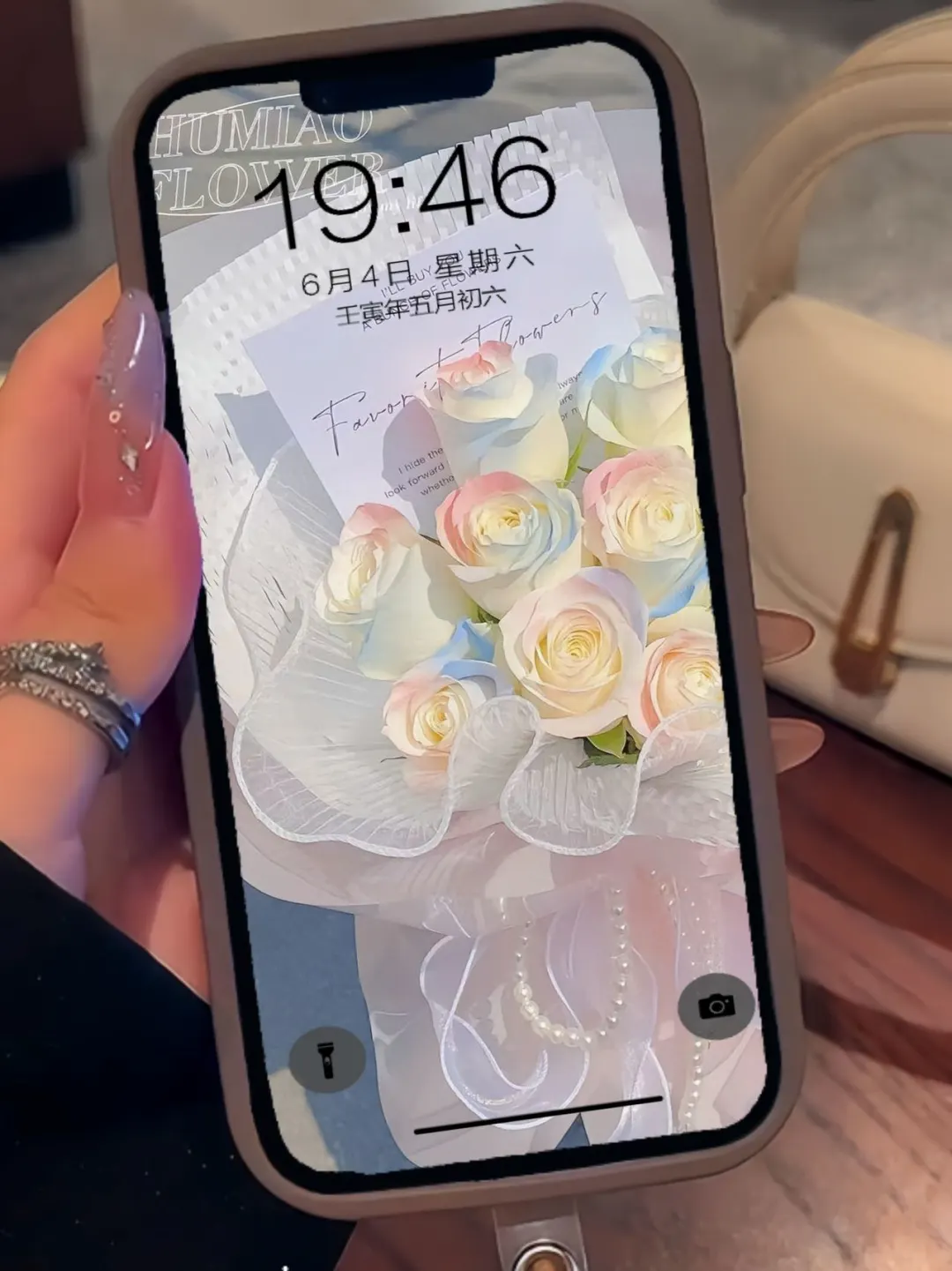 期 花束简约壁纸 | 个性简约小众壁纸