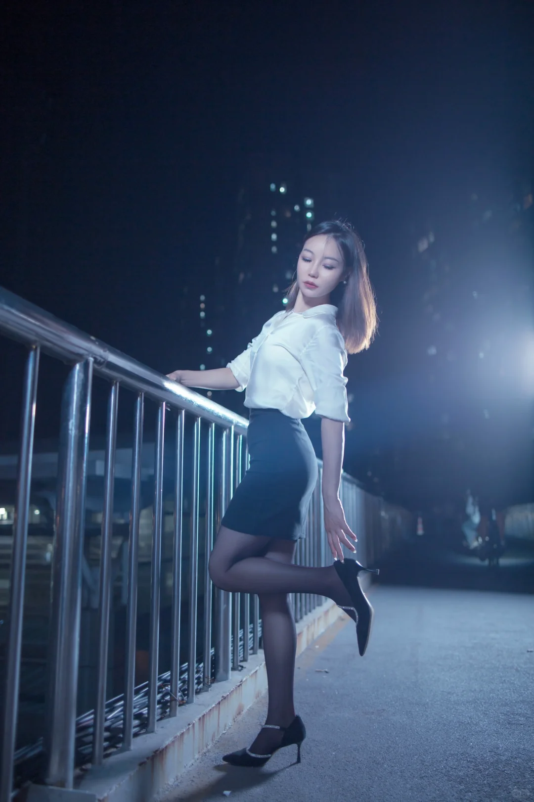 40岁失业女白领流落街头