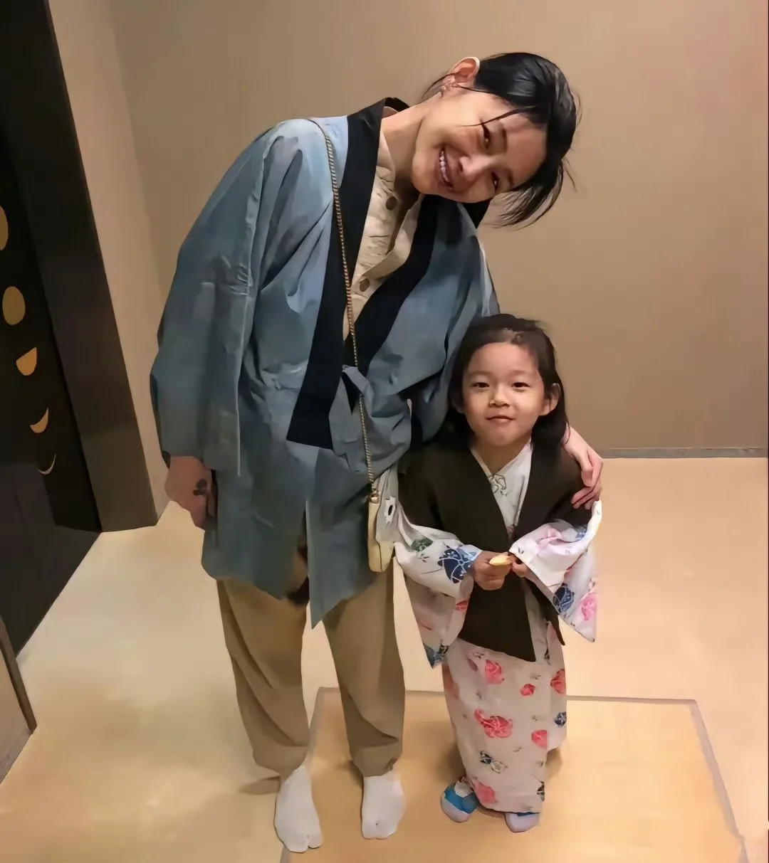 大S：从光环到争议，她的一生是女性的缩影