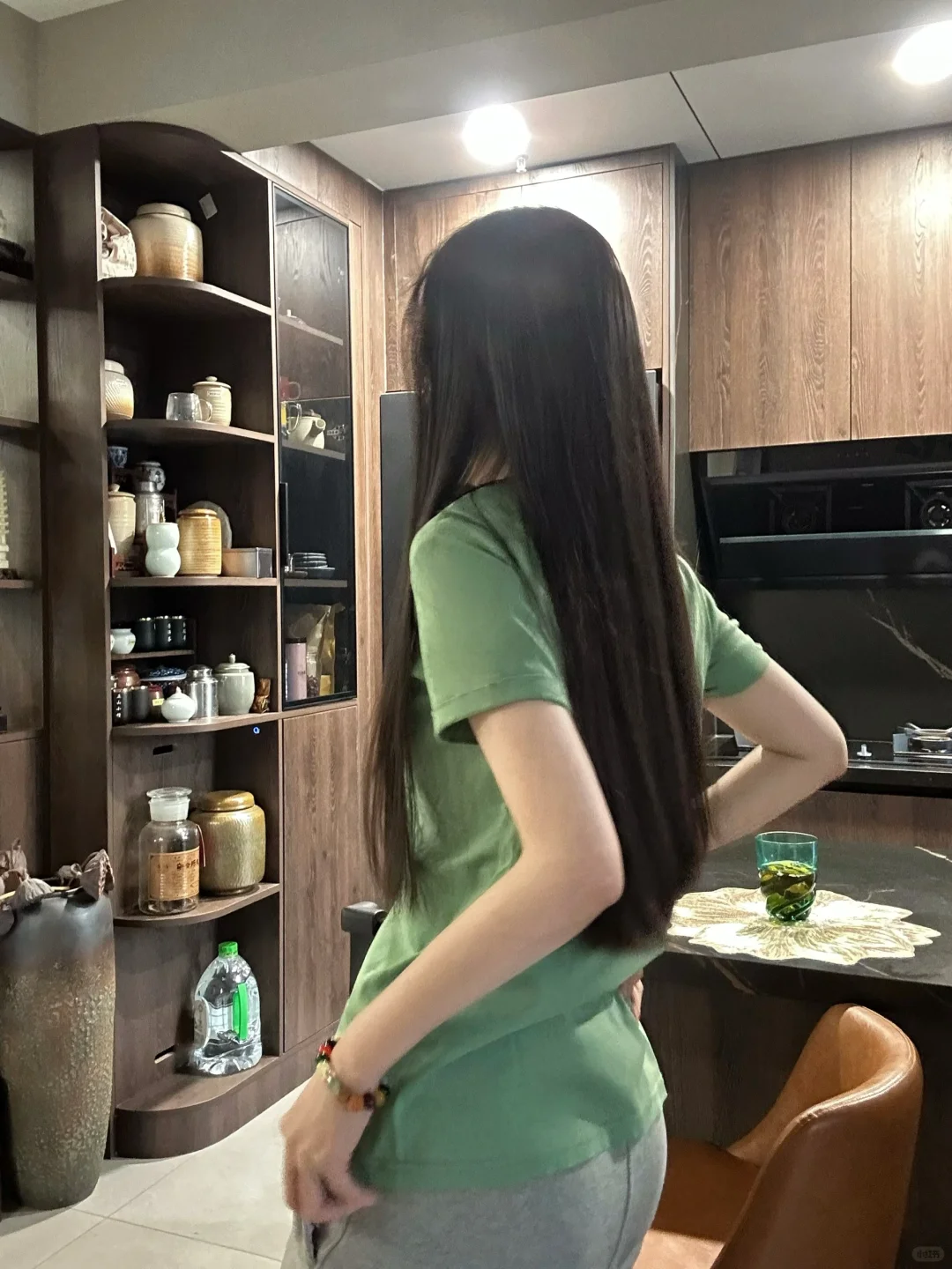漂亮女生都不靠脸吃饭